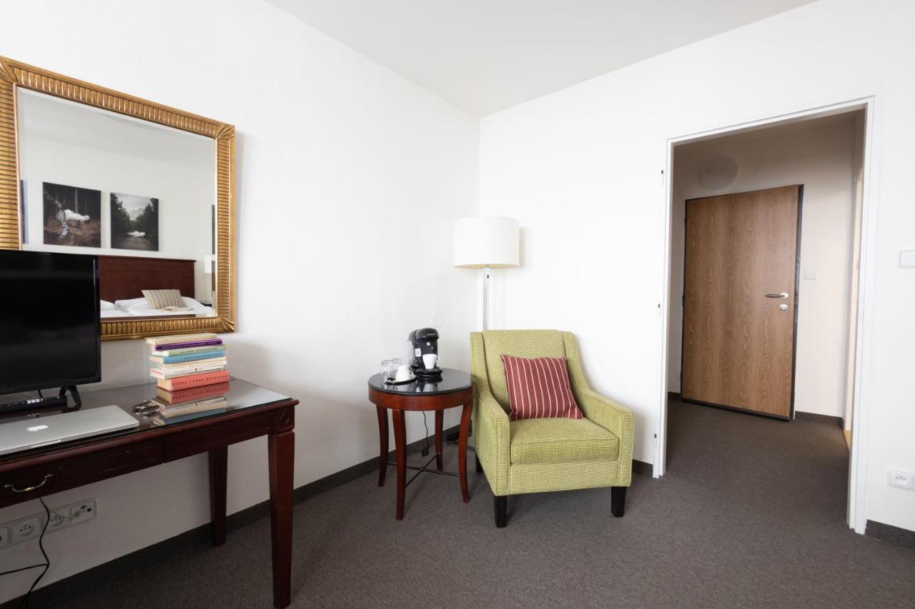 Hotel Petrovy Kameny Karlova Studánka Exteriör bild