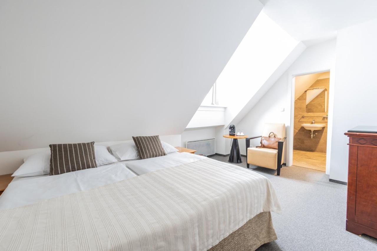 Hotel Petrovy Kameny Karlova Studánka Exteriör bild