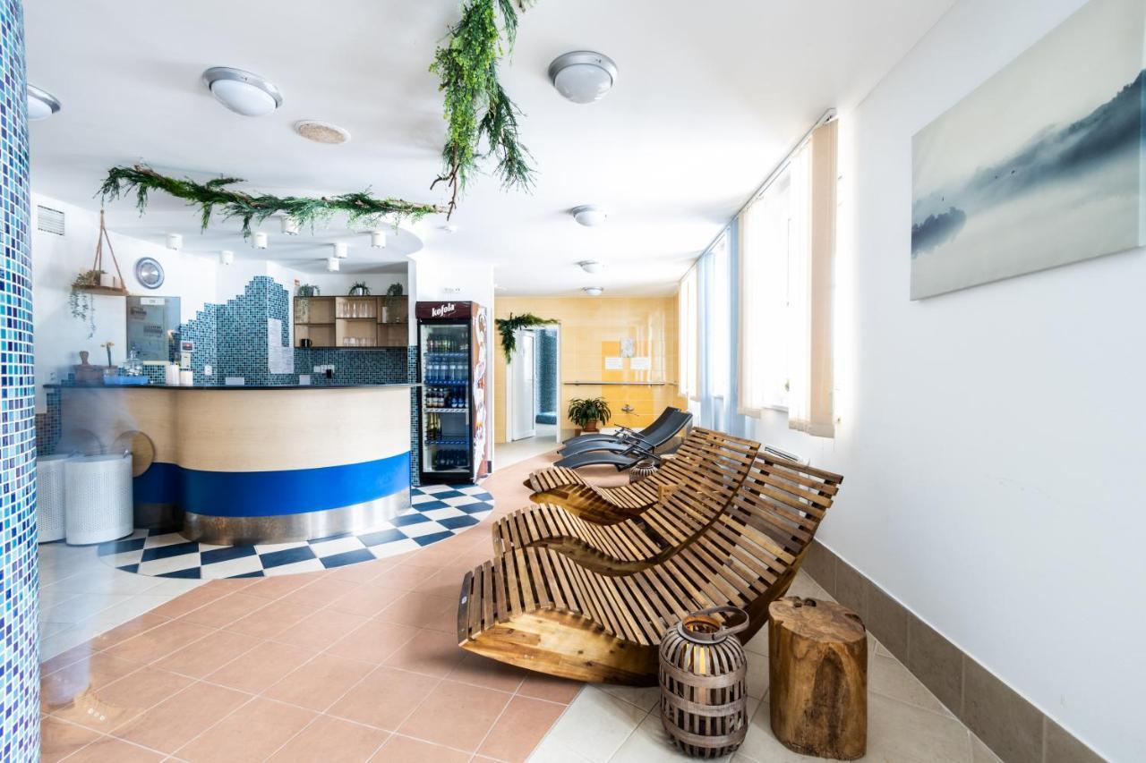 Hotel Petrovy Kameny Karlova Studánka Exteriör bild
